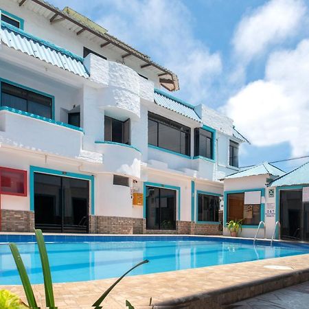 Hotel Galapagos Paradise 阿约拉港 外观 照片