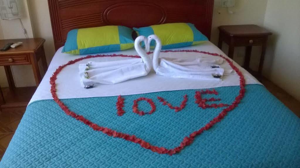 Hotel Galapagos Paradise 阿约拉港 外观 照片