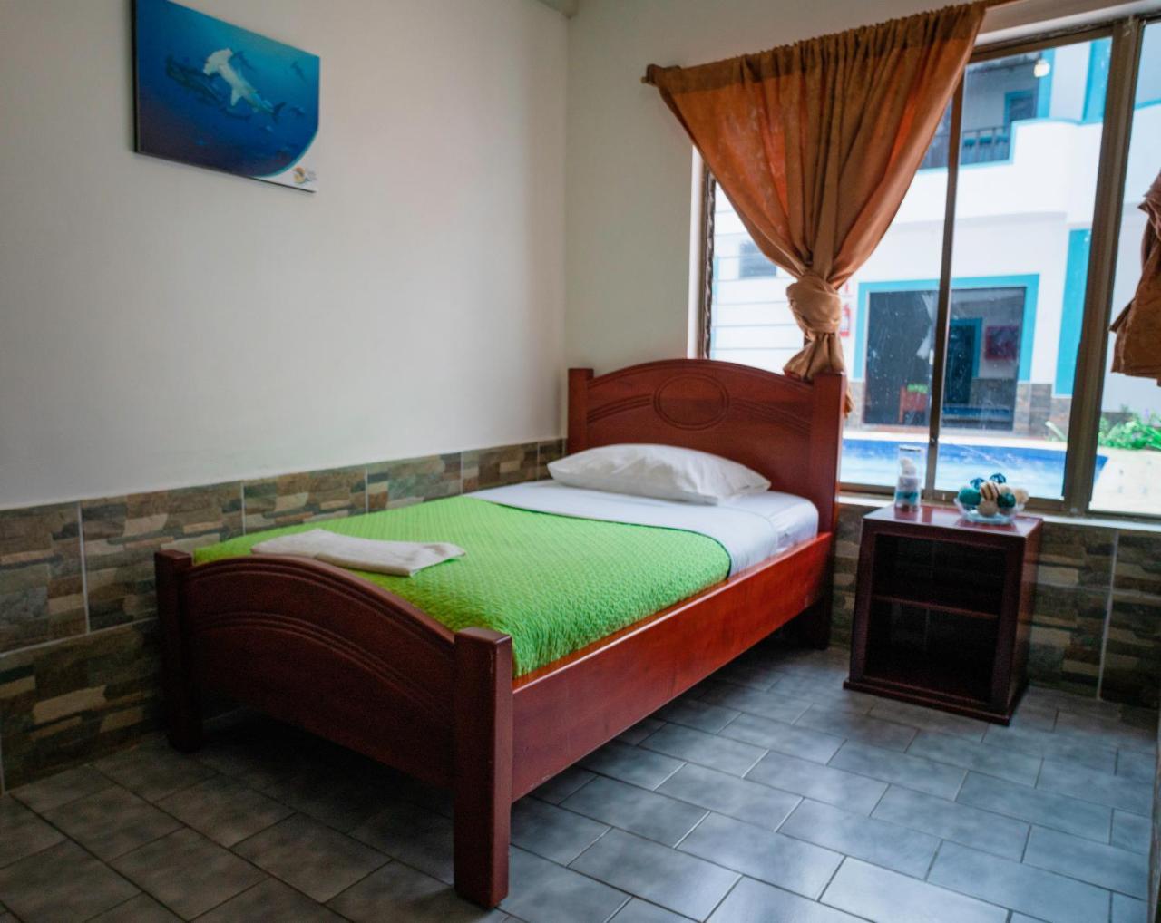 Hotel Galapagos Paradise 阿约拉港 外观 照片